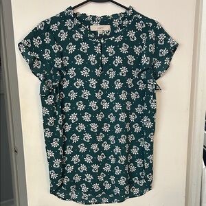 LOFT Green and White Patterned Blouse
